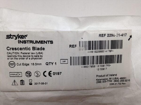 STRYKER 2296-31-417 Crescentic Blade, Cut Edge 18.0mm (X)