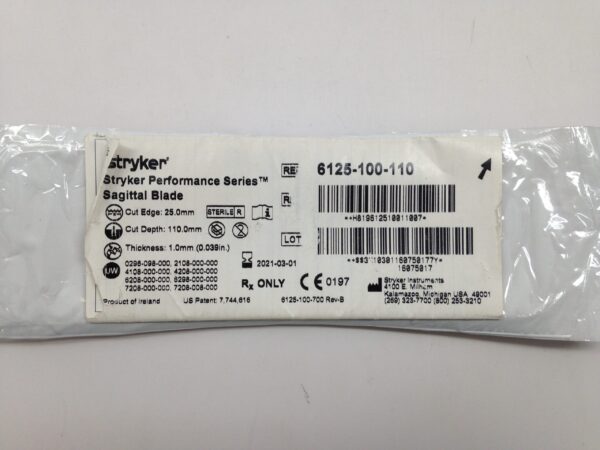 STRYKER 6125-100-110 Performance Series Sagittal Blade, Cut Edge 25.0mm, Cut Depth 110.0mm, Thickness 1.0mm (X)