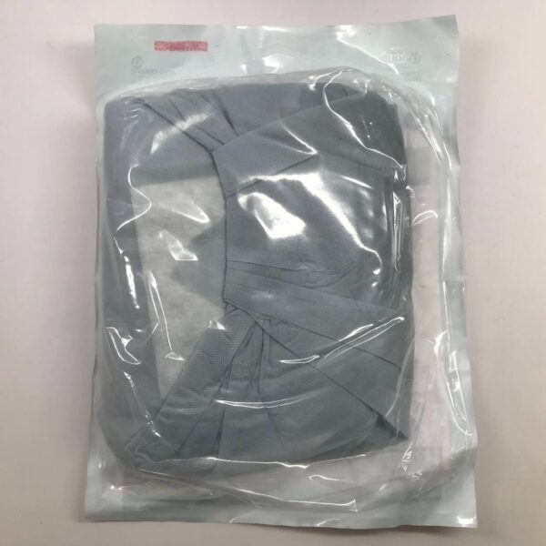 HALYARD 44674 Aero Chance Breathable Performance Surgical Gown w/ Towel AAMI Level 4, XL