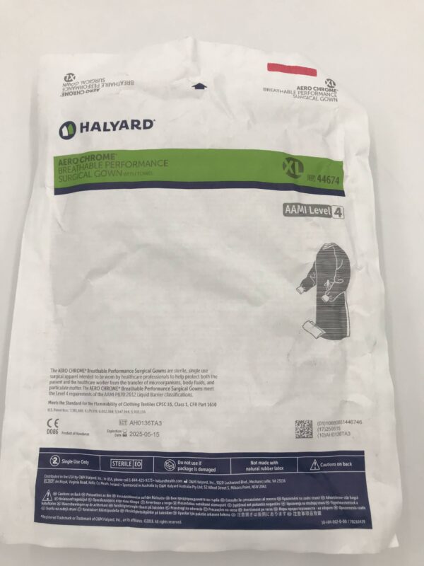 HALYARD 44674 Aero Chance Breathable Performance Surgical Gown w/ Towel AAMI Level 4, XL
