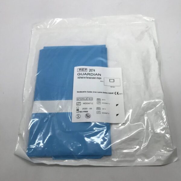 Guardian 2674 Adhesive Fenestrated Drape (90cm x 132 5cm) (X)