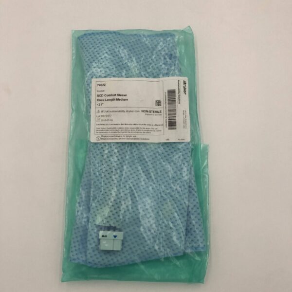 Covidien 74022 SCD Comfort Sleeve Knee Length Medium <21" (Reprocessed by Stryker)(X)