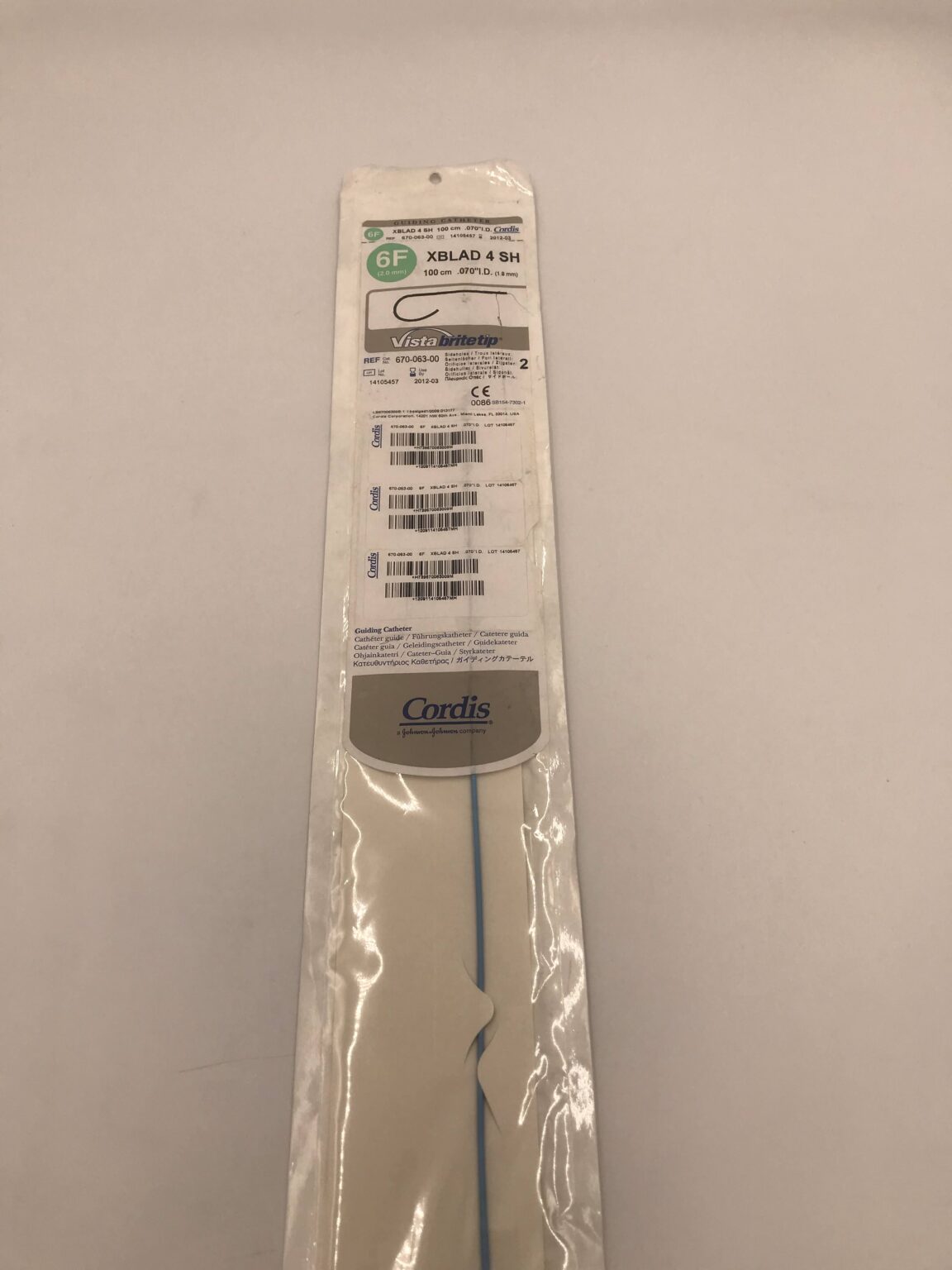 CORDIS 670-063-00 Vista BriteTip Guding Catheter XBLAD 4 SH (X