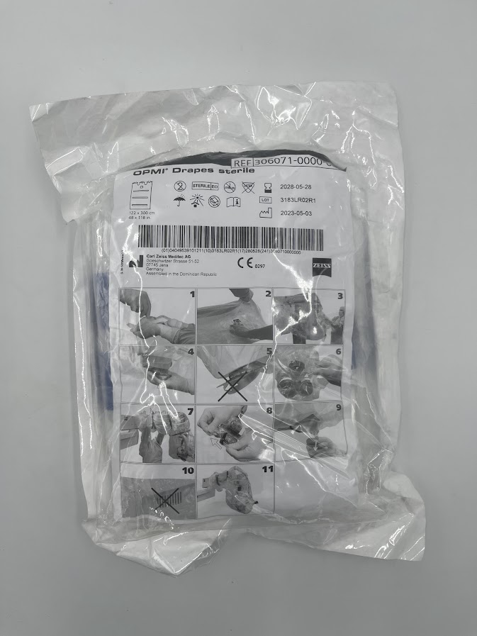 CARL ZEISS 306071-0000-000 OPMI Drapes 122 x 300cm