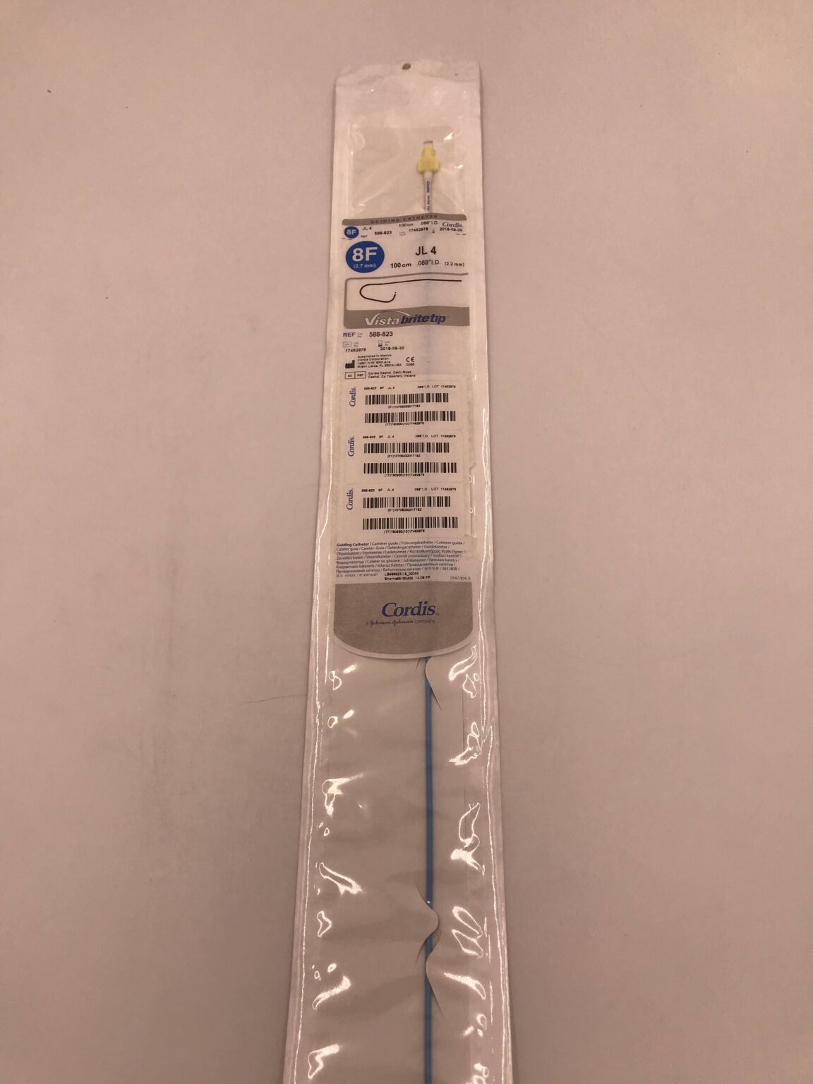 CORDIS 588-823 Vista BriteTip Guiding Catheter JL4 8F (X) - GB