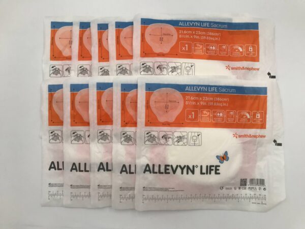 SMITH & NEPHEW 66801307 Allevyn Life Sacrum Silicone Adhesive, Lock Away Core 21.6cm x 23cm (10/Bag)