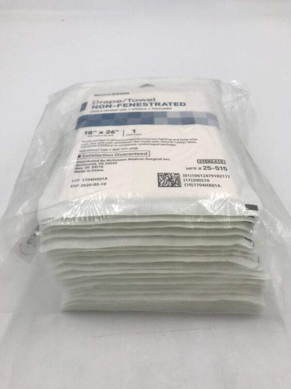 McKesson 25-515 Drape/Towel Non-Fenestrated 18in x 26in (20/Pkg) (X)
