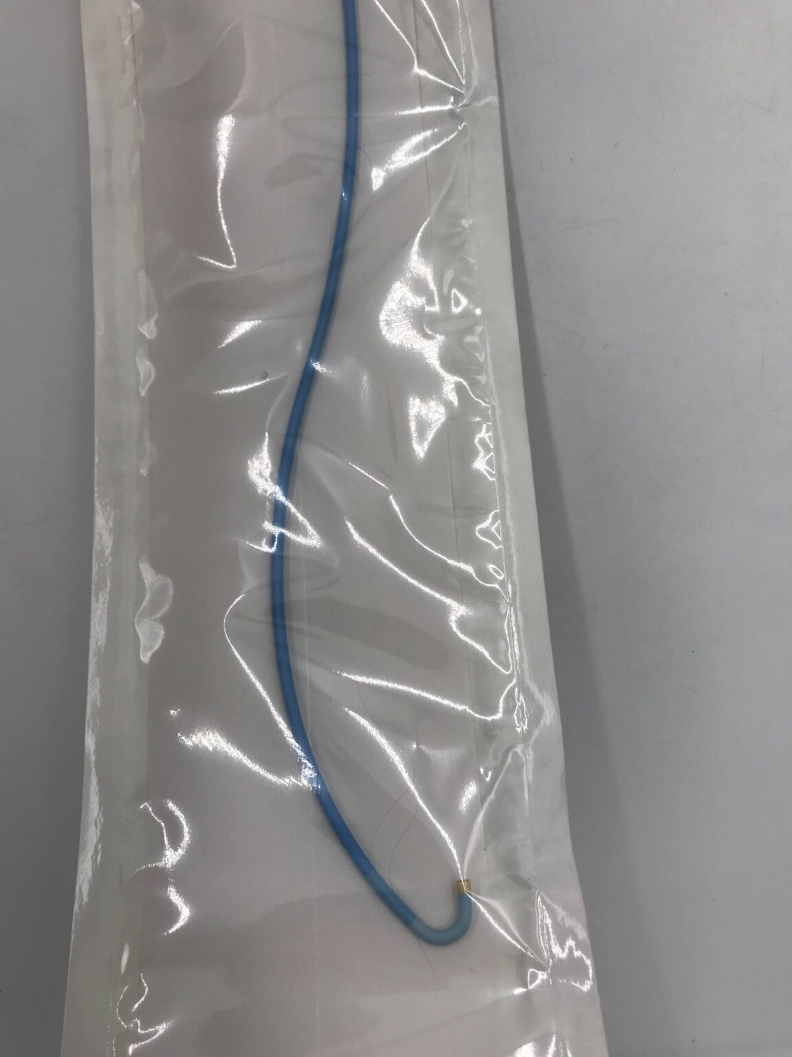 Cordis 588-801 Vista BriteTip IM Guiding Catheter 8F 90cm (X) - GB