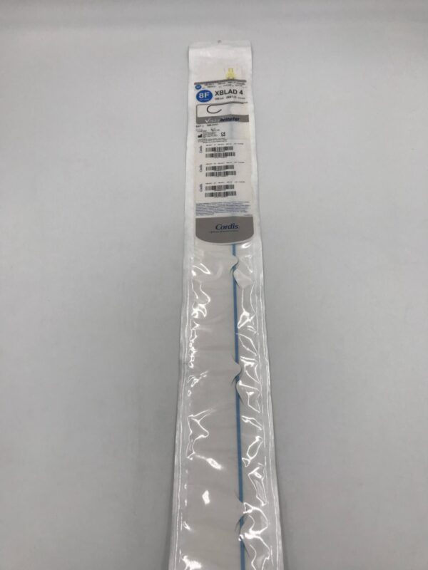 CORDIS 588-8101 VistaBriteTip Guiding Catheter XBLAD4 8F 100cm (X)