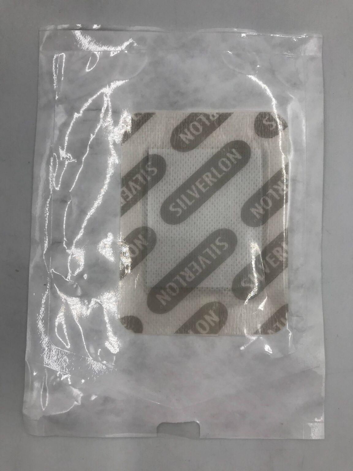 Argentum Medical ID-34 Silverlon Island Dressing Antimicrobial Barrier  Wound Dressing 3in x 4in (X) - GB TECH USA