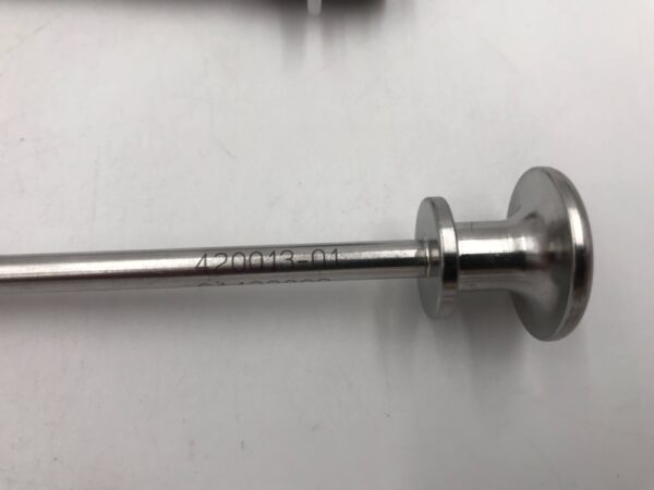 Intuitive Surgical 428060-02 5mm Accessory Cannula + 420013-01 Blunt Obturator (PRE OWNED)