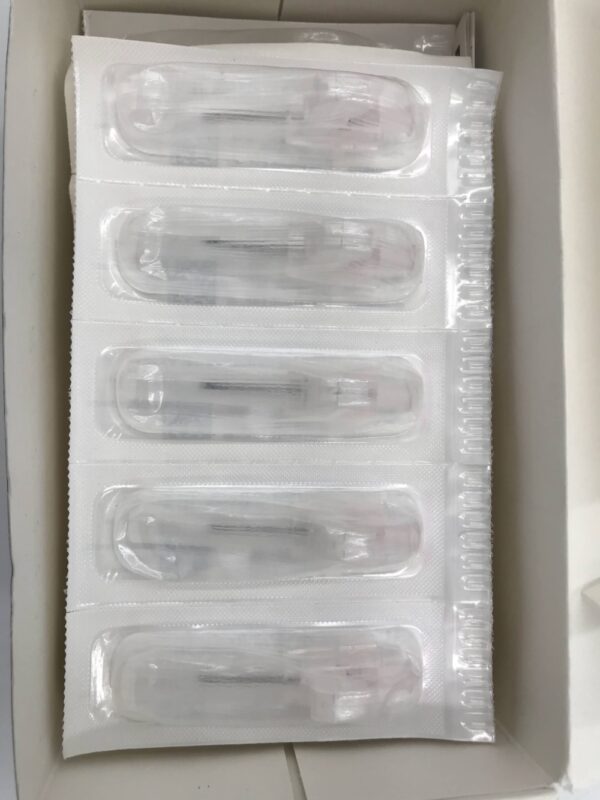 Covidien 8881850810 Magellan Hypodermic Safety Needle  18G x 1" (50/Box) (X)