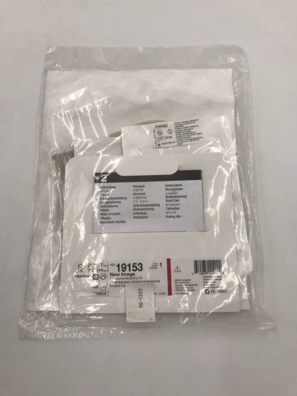 Hollister 19153 New Image FlexWear Colostomy/Ileostomy Kit 2 1/4", 1 3/4"(X)