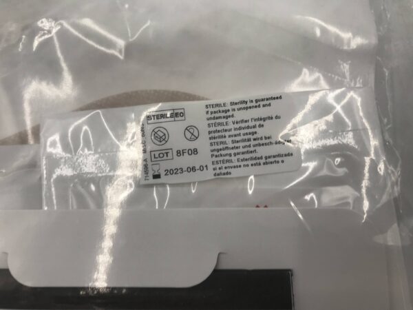 Hollister 19153 New Image FlexWear Colostomy/Ileostomy Kit 2 1/4", 1 3/4"(X)