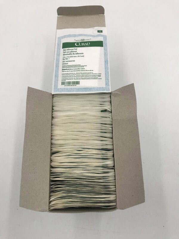 Medline NON25700 Curad Non-Adherent Pad 2 x 3in (100/Box)