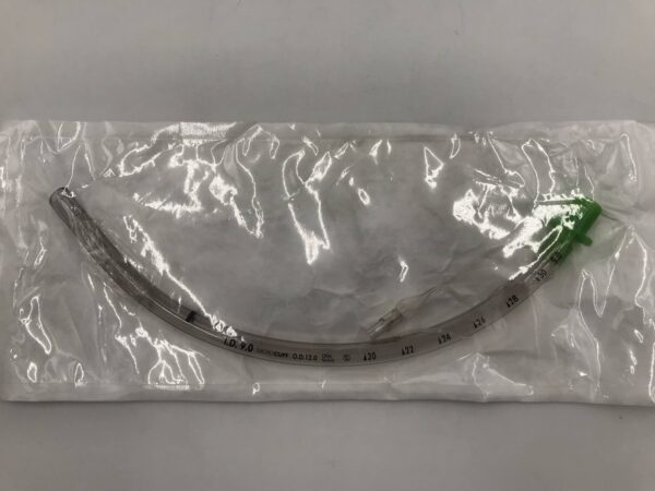 Halyard 35218 Microcuff Endotracheal Tube for Adults Oral/Nasal Magill O.D.=12.0mm I.D.=9.0mm (X)