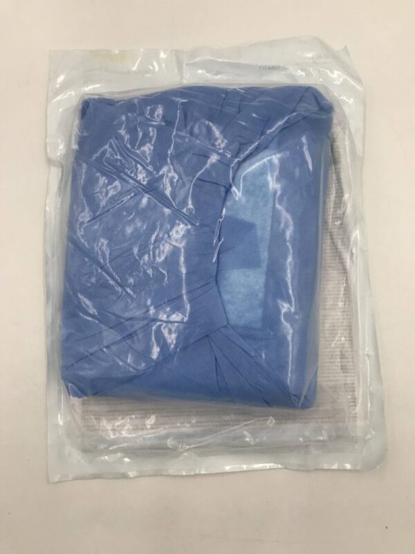 HALYARD 95111 Ultra Surgical Gown Large, AAMI Level 3 (X)