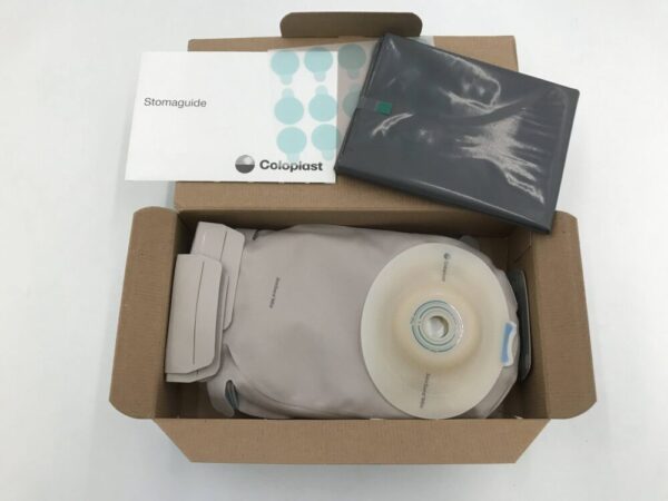 Coloplast 16715 Soft Convex Ostomy Pouch 5/8"- 1 5/16" Maxi (10/Box) (X)