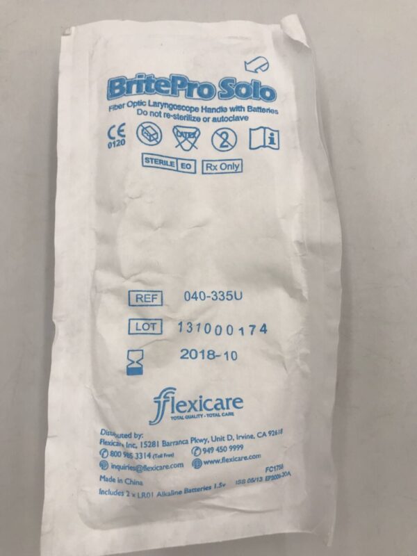 Flexicare 040-335U BritePro Solo Fiber Optic Laryngoscope Handle with Batteries (X)