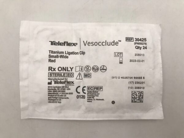 TELEFLEX 30425 Vesocclude Titanium Ligation Clip Small-Wide, Red (24/Pkg)(X)