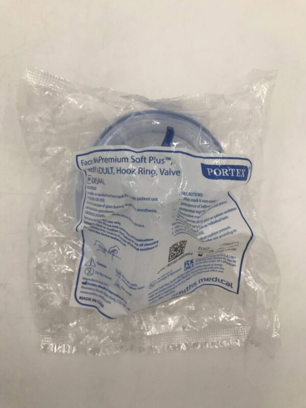 SMITHS MEDICAL 005445 Face Mask Premium Soft Plus Medium Adult Hook Ring Valve (X)