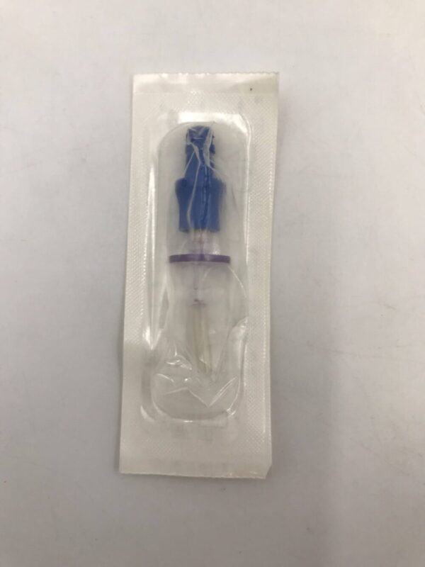 ICU MEDICAL 12007 Clave Multidose Vial Access Spike (X)