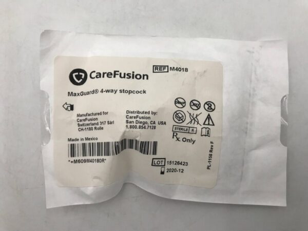Carefusion M4018 MaxGuard 4-Way Stopcock (X)