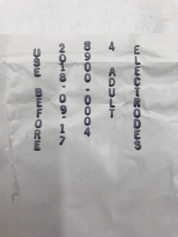 ZOLL 8900-0004 ECG Rectangular Pregelled Monitoring Electrodes (4/Pkg)(X)