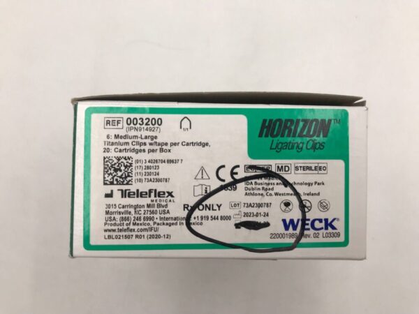 TELEFLEX 003200 Weck Horizon 6 Medium-large Titanium Clips w/ Adhesive Backing (20/Box)