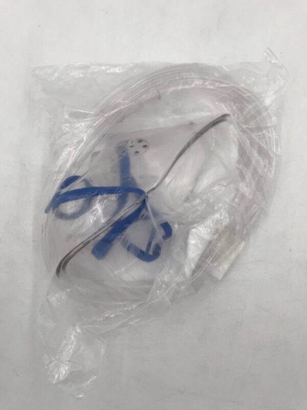 McKesson 32633 Oxygen Mask Adult Med. Concentration 7ft Crush Resistant Tubing