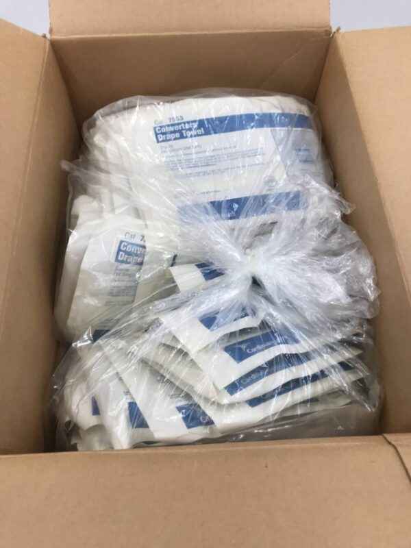 CARDINAL HEALTH 7553 Towels, Non-Absorbent (120/Case)