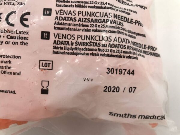 Smiths Medical 4140 Jelco Venipuncture Needle-Pro Needle Protection Device (25/Bag) (X)