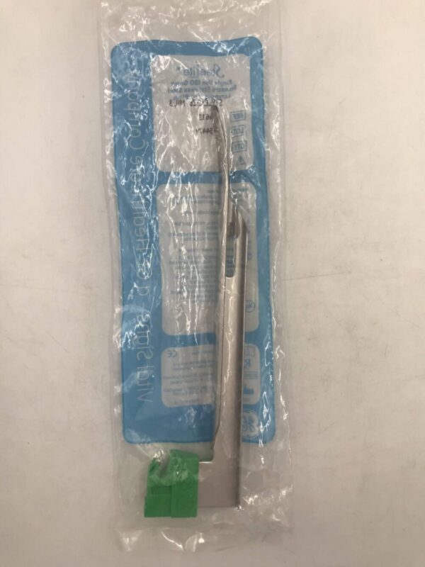 Vital Signs 4613 SteeLite Single Use ISO Green Standard Stainless Steel Laryngoscope Blade Style/Size MIL 3