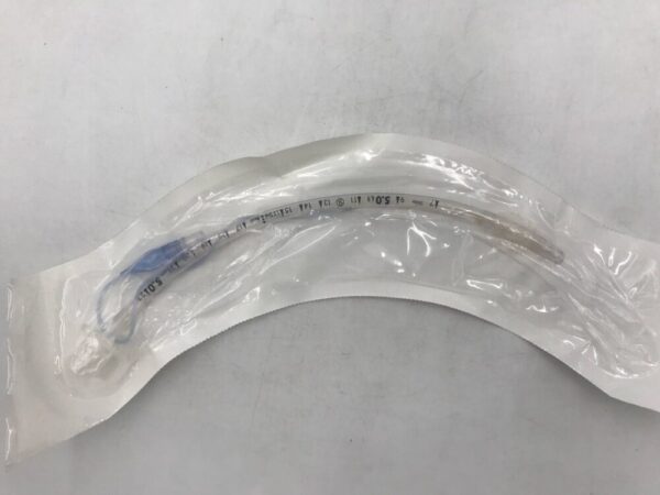 Covidien 86446 Shiley Hi-Lo Oral/Nasal Tracheal Tube Cuffed Intermediate Murphy Eye 5.0mm=I.D. 6.9mm=O.D. (X)