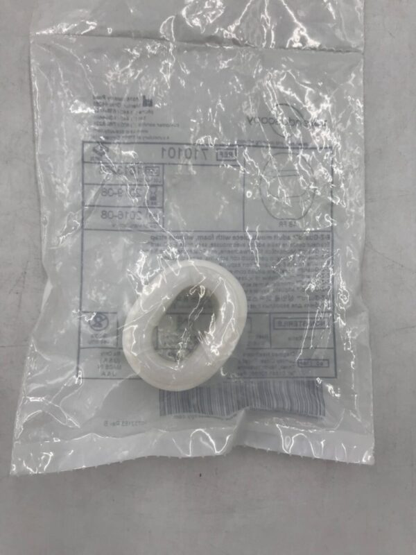 US Endoscopy 710101  E-Z-Guard Adult Mouthpiece with Foam without Strap (X)