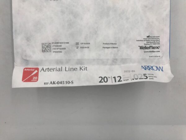 ARROW AK-04510-S Arterial Line Kit 20Ga x 12cm x .025in(X)