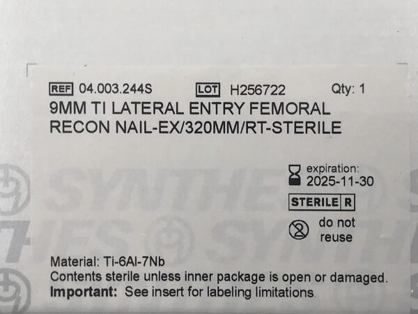 SYNTHES 04.003.244S Ti Lateral Entry Femoral Recon Nail-Ex RT 9mm x 320mm
