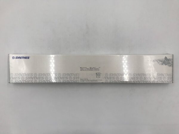 SYNTHES 04.003.657S Ti Lateral Entry Femoral Recon Nail-Ex LT 13mm x 380mm (X)