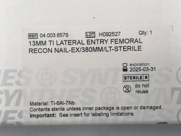 SYNTHES 04.003.657S Ti Lateral Entry Femoral Recon Nail-Ex LT 13mm x 380mm (X)