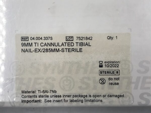 SYNTHES 04.004.337S TI Cannulated Tibial Nail-Ex 9mm x 285mm (X)