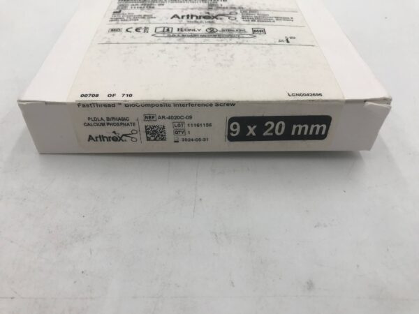 ARTHREX AR-4020C-09 FastThread BioComposite Interference Screw w/ Disposable Sheath 9x20mm (X)
