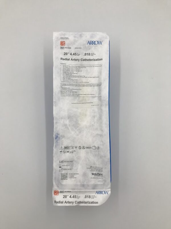 ARROW AK-04020 Radial Artery Catheterization 20Ga, 4.45cm x .018in (X)