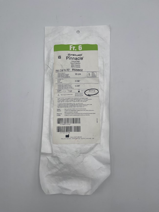 TERUMO RSS602 Pinnacle Introducer Sheath 6Fr. 10m x 0.038" x 0.038" (X)