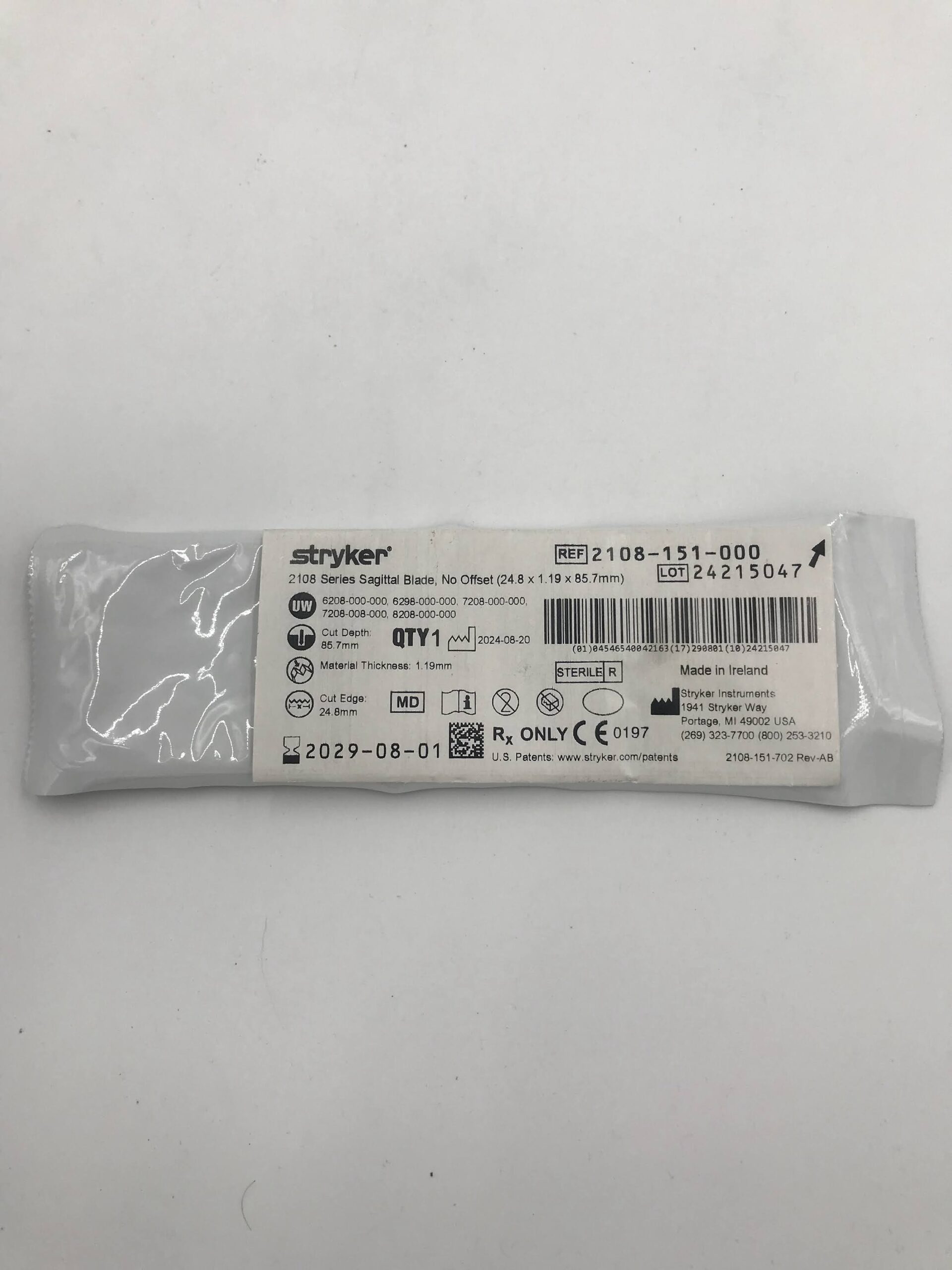 STRYKER INSTRUMENTS 2108-151-000 SAGITTAL BLADE  (24.8 x 1.19 x 85.7mm) NO OFFSET (ID)