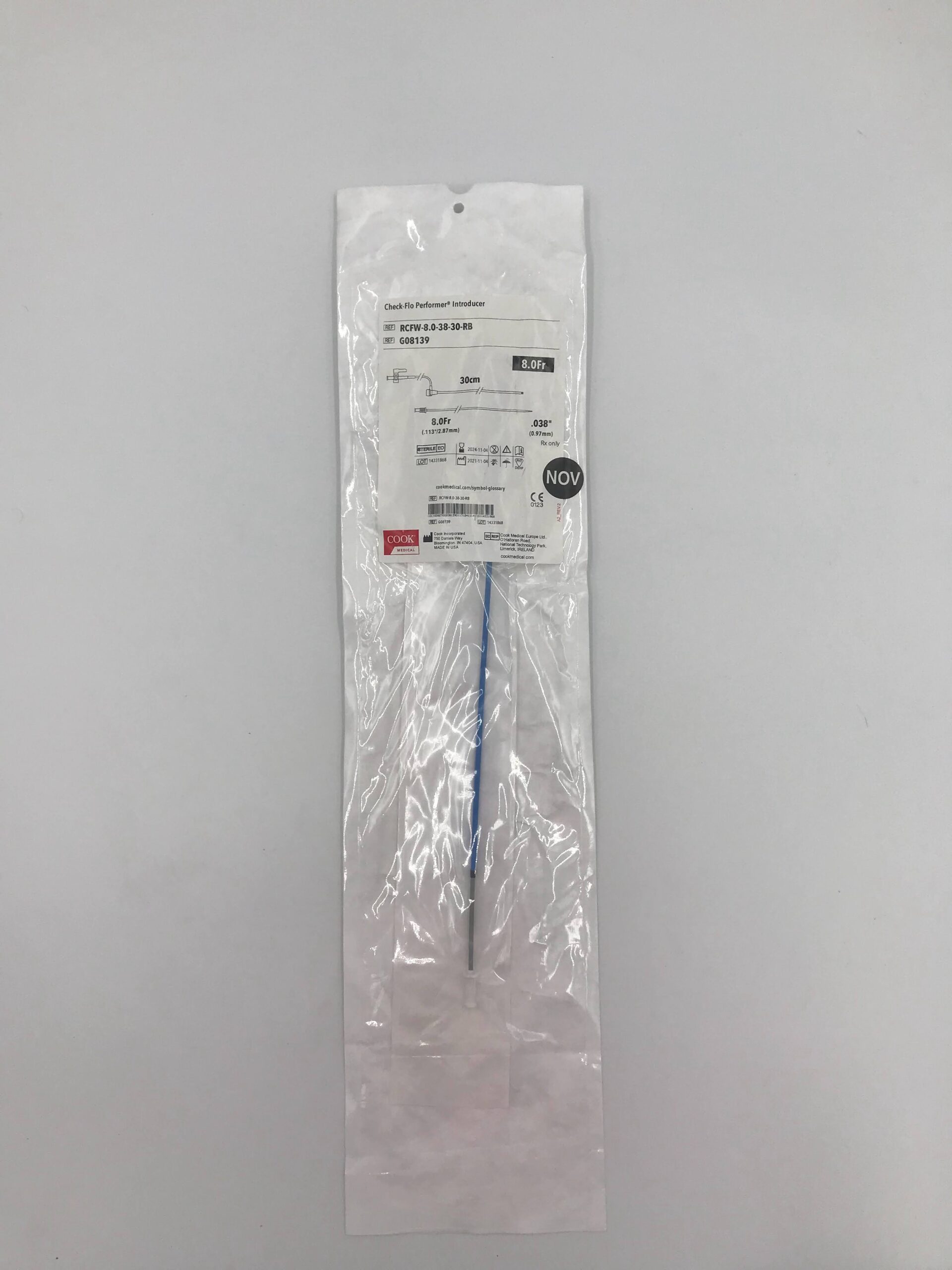 COOK G08139 CHECK-FLO PERFORMER INTRODUCER 30CM / 8.0FR / 0.038"