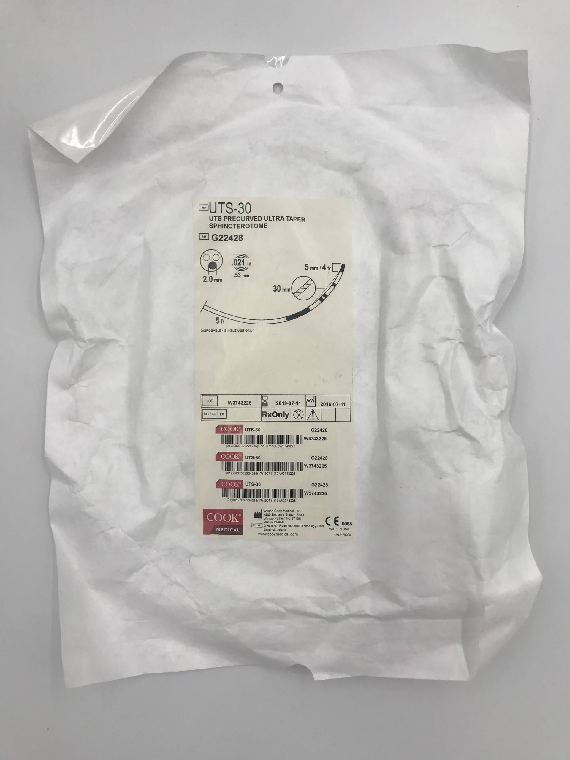 COOK G22428 UTS PRECURVED ULTRA TAPER SPHINCTEROTOME 2.0MM 0.021" 5FR 30MM (X)